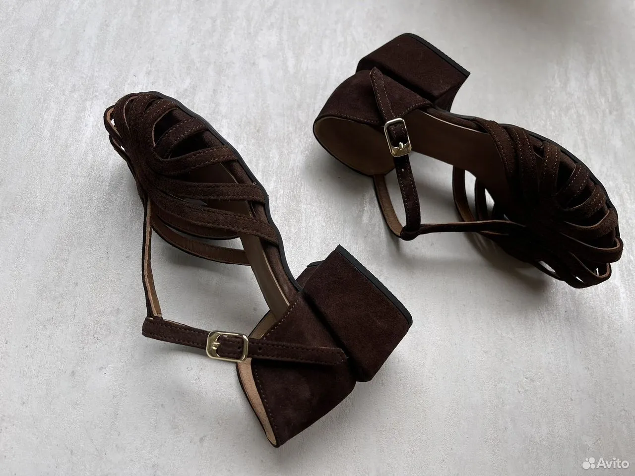 Женские босоножки из натуральной замши в стиле Ekonika