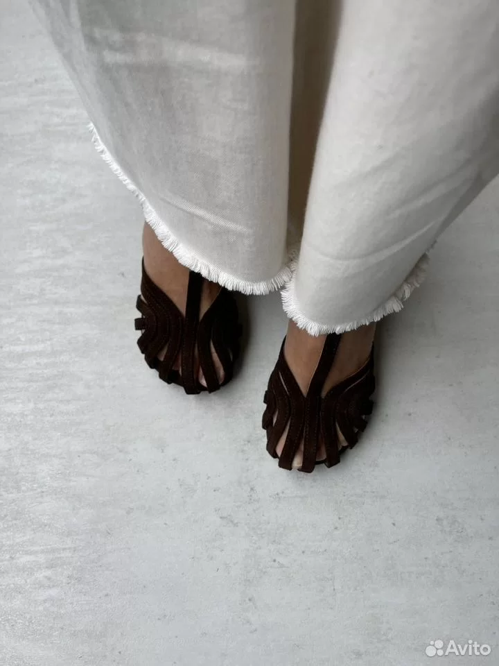 Женские босоножки из натуральной замши в стиле Ekonika