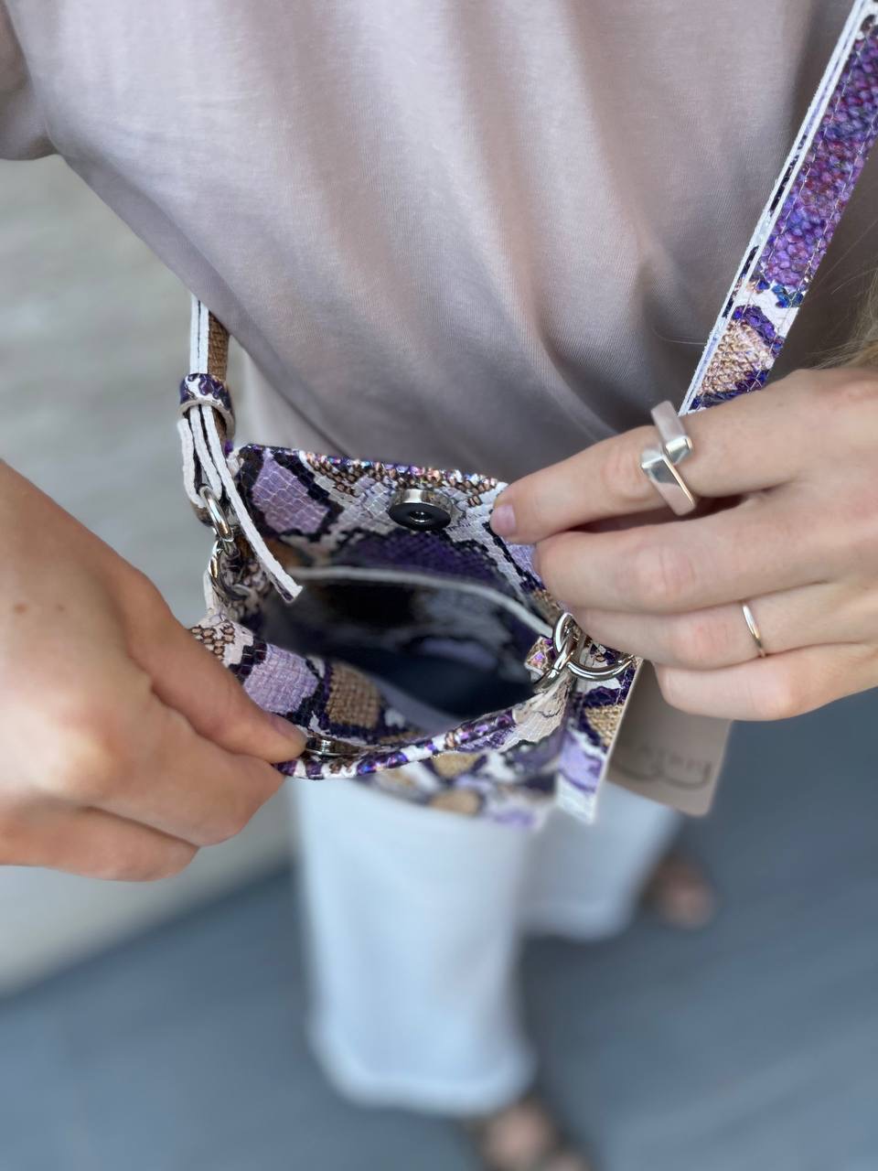 Сумка маленькая под телефон